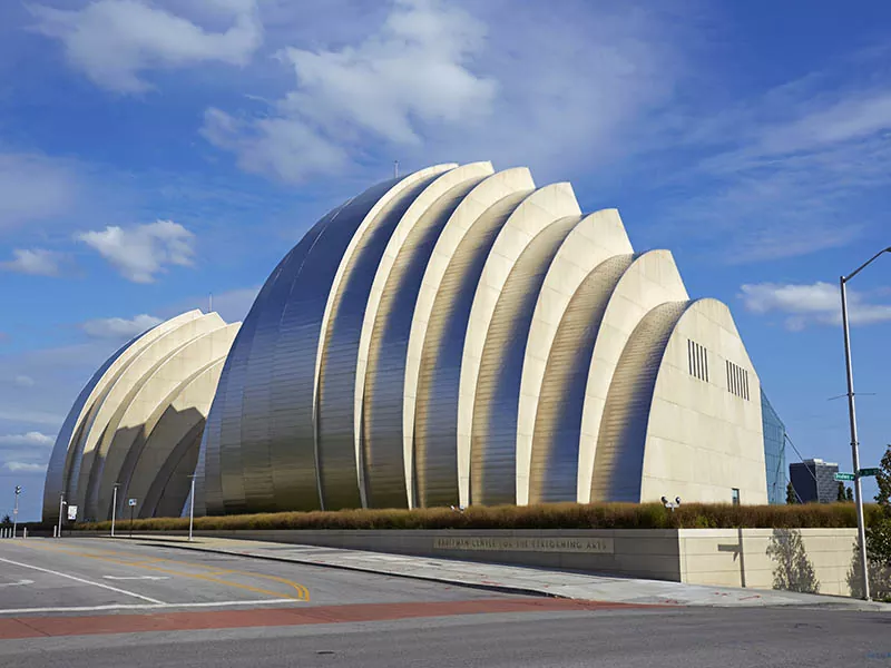 Building sa steel Museum